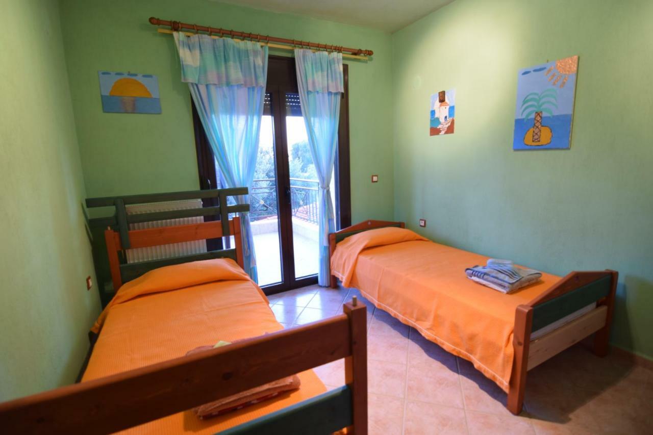 ניאה סקיוני Holiday Villa Vee מראה חיצוני תמונה